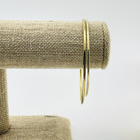 Skinny Bangle Bracelets Lot of 2 Gold Tone Classic Career Cosplay LARP - Picture 4 of 6